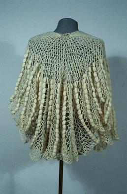 Knitted shawl