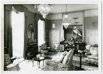 Kirby House, green, white and gold drawing room