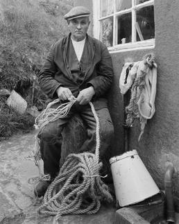 'Willie' Cain, making rope