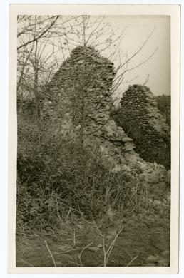 Ruins of cottage lived in by Annie Kneale,…