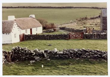 Cregneash Harry Kelly's Cottage & Lathe Shed in…