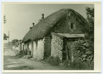 Cregneash Cottage ' inhabited by Mr WW Gill…