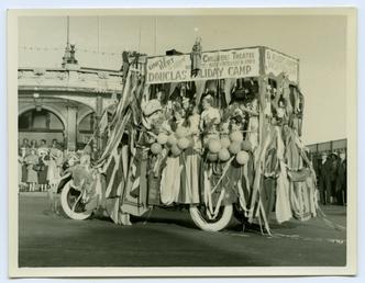 Douglas Carnival and the Douglas Holiday Camp float