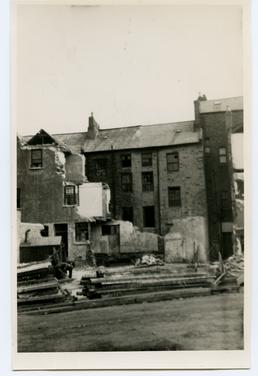 Demolition of no. 1 Fort St, Douglas