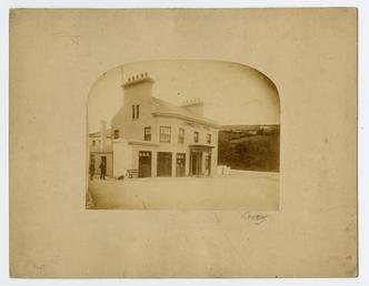 Commercial Hotel, later known as the Coach and…