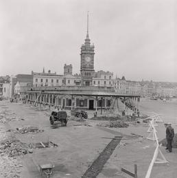 Sea terminal demolition, Douglas pier