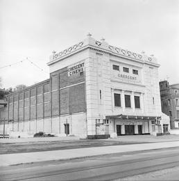 Crescent Cinema, Douglas
