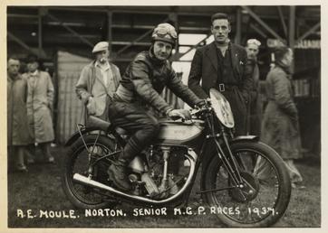 A.E. Moule, Norton, 1937 Senior MGP (Manx Grand…