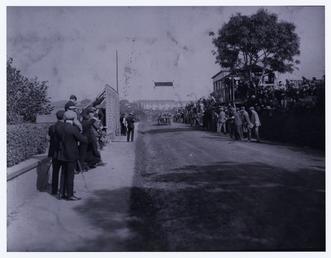 Race finish at Quarterbridge Road, 1906 Tourist Trophy…