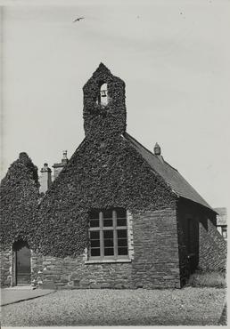 Original Clothworkers' School, Peel (founded 1653)