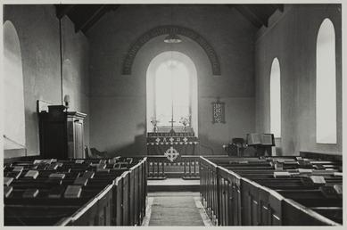 Santon church, interior