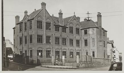 Hanover Street school, Douglas