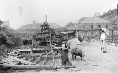 Laxey washing floor with assorted machinery and structures…