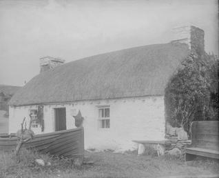 Harry Kelly's thatched cottage, Cregneash