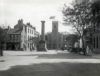 Market place, Castletown with Smelt memorial and St…