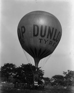 The Dunlop Balloon, inflated and on the ground…