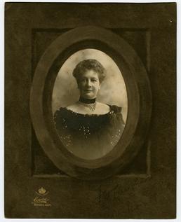 Florence Holford Laughton - studio portrait