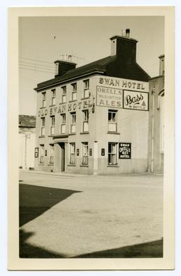 Swan Hotel, Old Cross, Ramsey