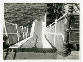 Queen's Pier steps