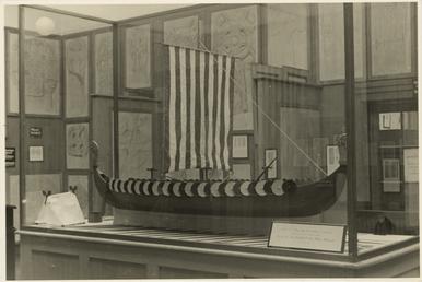 Model of the Gokstad longship in the Kermode…