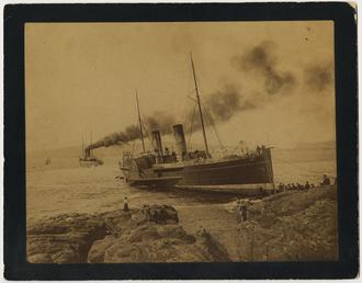 'Mona's Isle III' aground off Scarlett