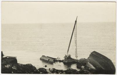 Wreck of the steamship 'Alyn', of Liverpool