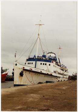 The 'Manxman II' at Hull