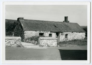 Exterior of the smithy at Braaid crossroads