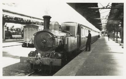 Engine No.5 Mona Locomotive at Douglas Station