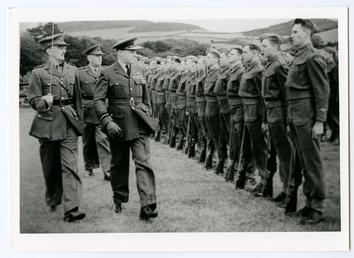 Air Vice Marshal Sir Geoffrey Bromet, inspects the…