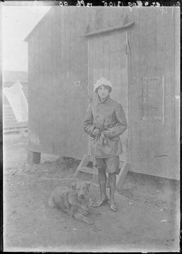 First World War internee Willie Gruner, female character…