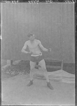 First World War Internee boxer Karl Heinrich Ludwig…