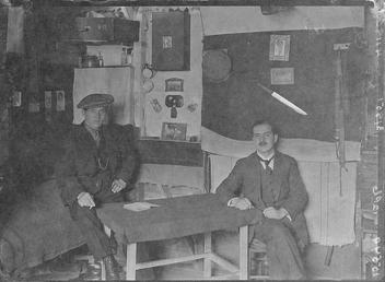 First World War internee Jakob Breuer and one…